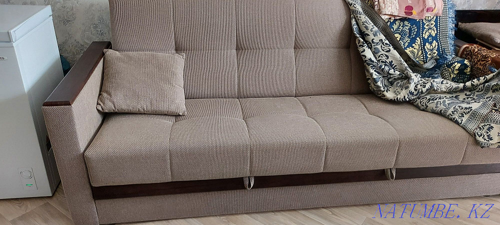 Срочно!2 дивана туалстол ковры палас 2 кресла по 5тыс, 2сп кров прих Петропавловск - изображение 5