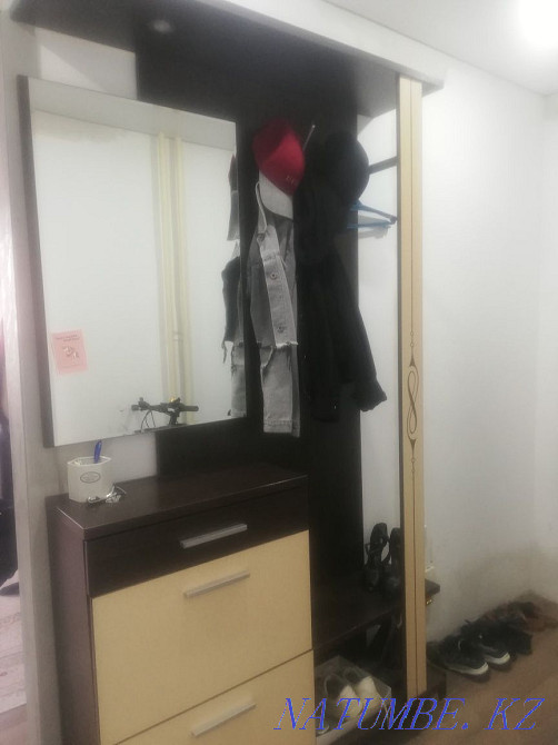 Продам шкаф в прихожую Петропавловск - изображение 1