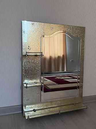 Настенное зеркало для ванной комнаты Алмалы