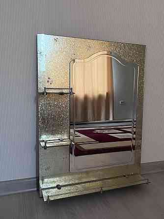 Настенное зеркало для ванной комнаты Алмалы