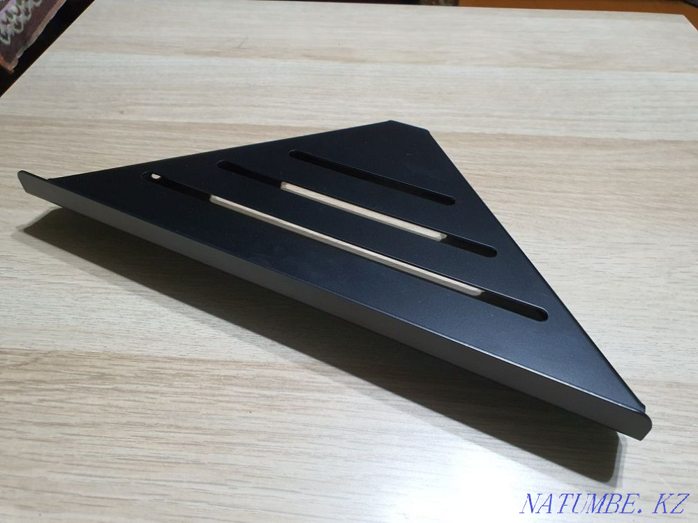 Жуынатын бөлмедегі сөрелер қара түсті. Ваннадағы сөрелер  Алматы - изображение 1