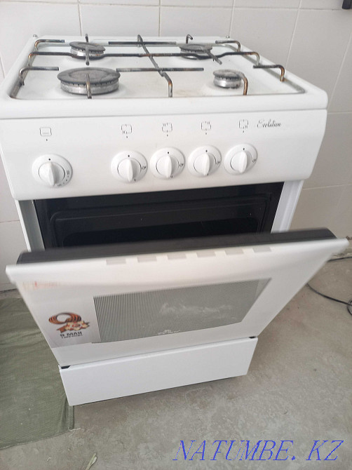 Продам газовую плитку 4 камфорную б/у в отличном состояние Костанай - изображение 3