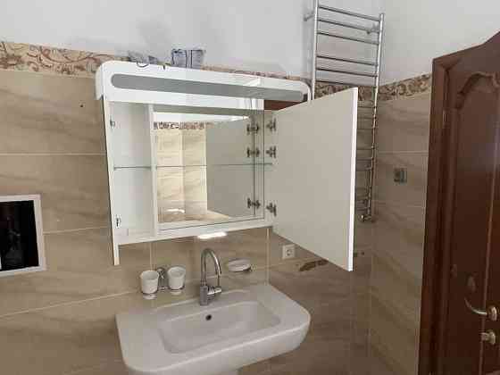 Шкаф с зеркалом для ванны Almaty