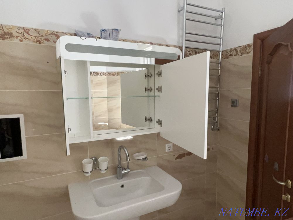 Cabinet with bath mirror Almaty - photo 3
