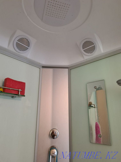 I am selling a shower stall in excellent condition, I took it from scratch Almaty - photo 2