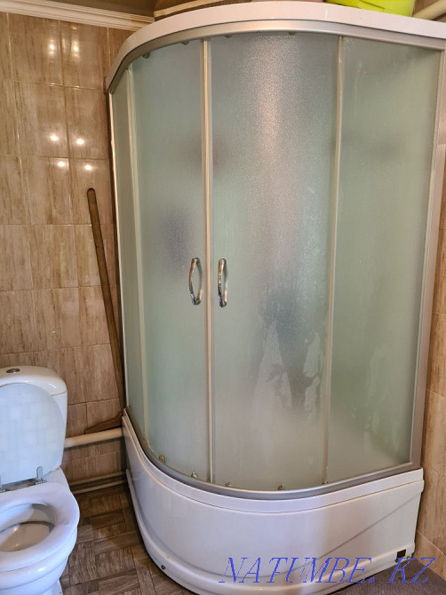 I am selling a shower stall in excellent condition, I took it from scratch Almaty - photo 1