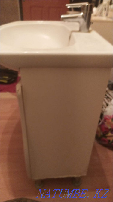 Тумба с раквиной и зеркалом Балыкши - изображение 2