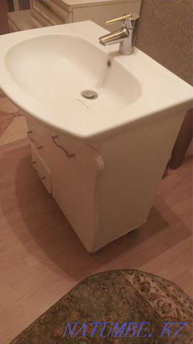 Тумба с раквиной и зеркалом Балыкши - изображение 5