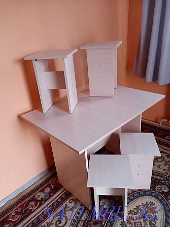 Kitchen table + 4 stools. NEW Almaty - photo 1