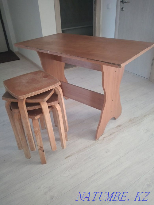 urgently sell kitchen table Oral - photo 3