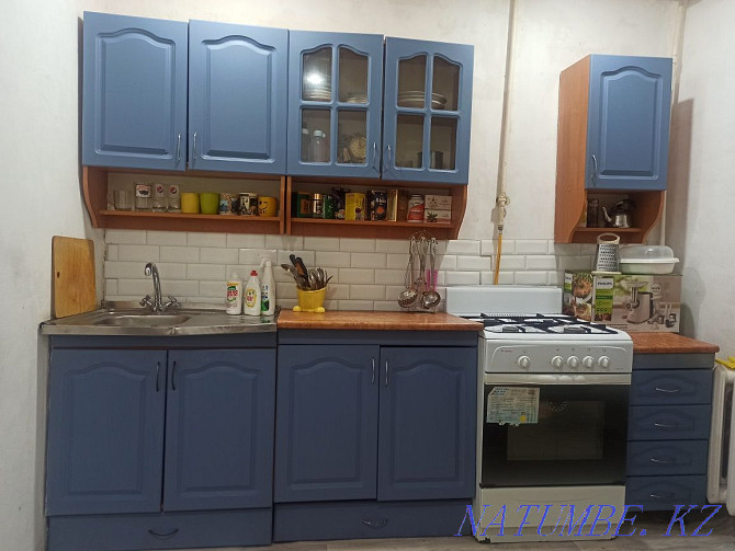 Кухонный гарнитур, матовое покрытие в хорошем состоянии Хромтау - изображение 5