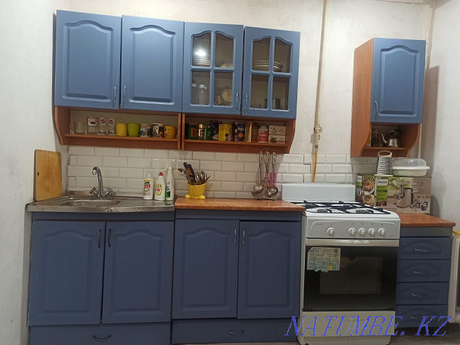 Кухонный гарнитур, матовое покрытие в хорошем состоянии Хромтау - изображение 3