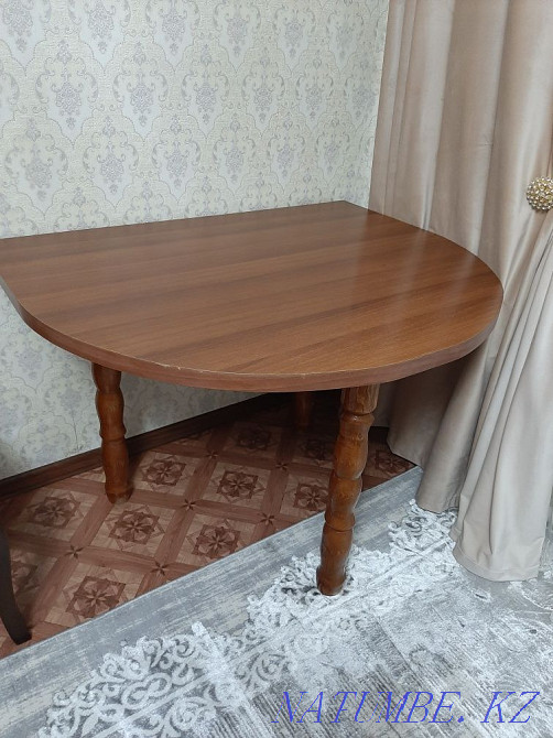 I will sell a table  - photo 2
