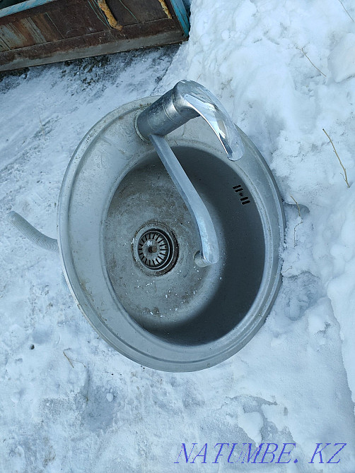 Мойка для кухни металлическая Жезказган - изображение 1