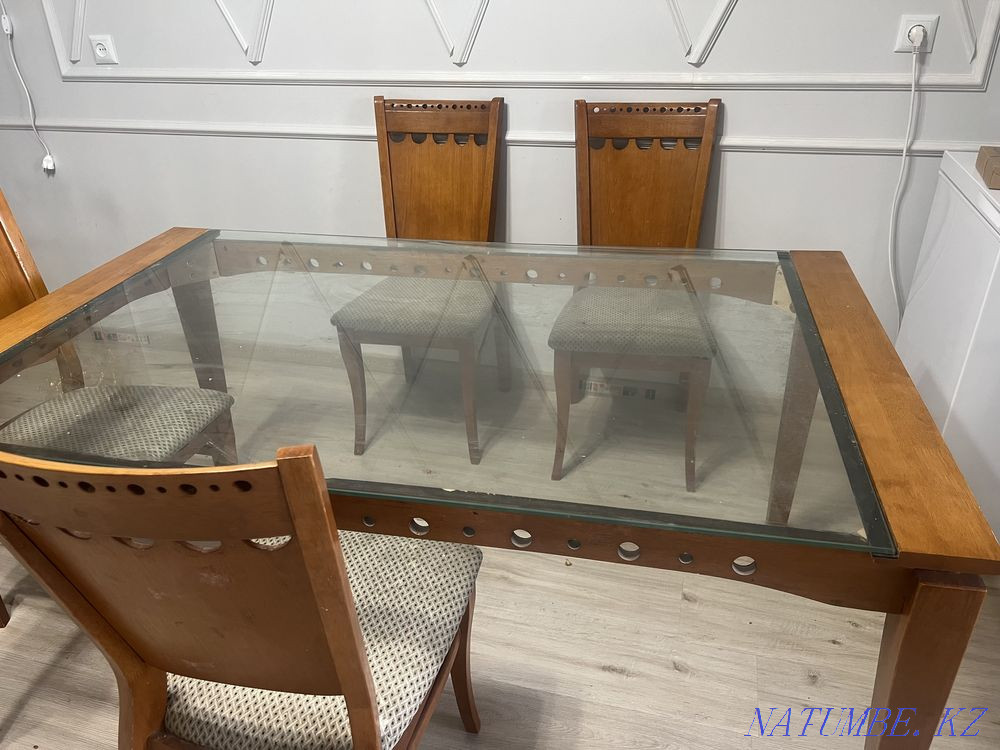 Продам стол и стулья б/у Астана - изображение 1