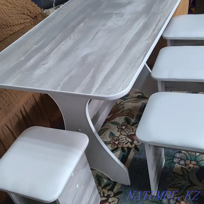 Selling a new kitchen table and 4 stools Ust-Kamenogorsk - photo 7