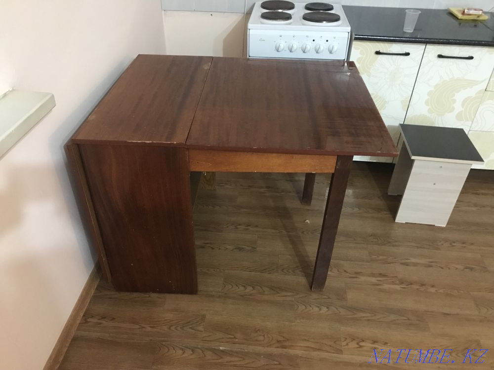 Продам Стол Раздвижной Алматы - изображение 1