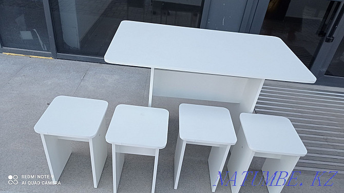 Кухонный стол в комплекте 4 табуретки стулья Белоярка - изображение 1