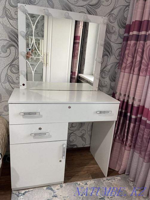 Зеркало визажное с тумбой Жезказган - изображение 6