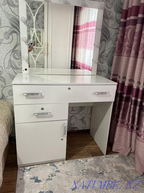 Зеркало визажное с тумбой Жезказган - изображение 5