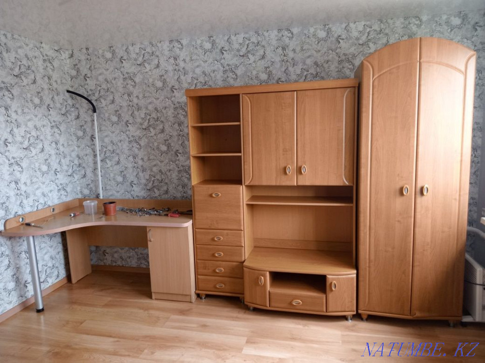 Продам компьютерный стол Усть-Каменогорск - изображение 2