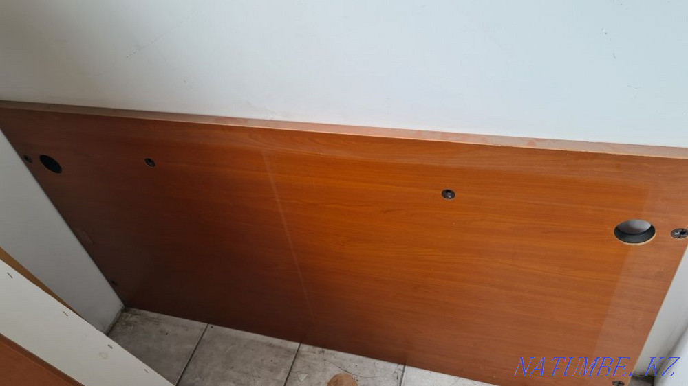 Стол письменный, компютерный Алматы - изображение 1