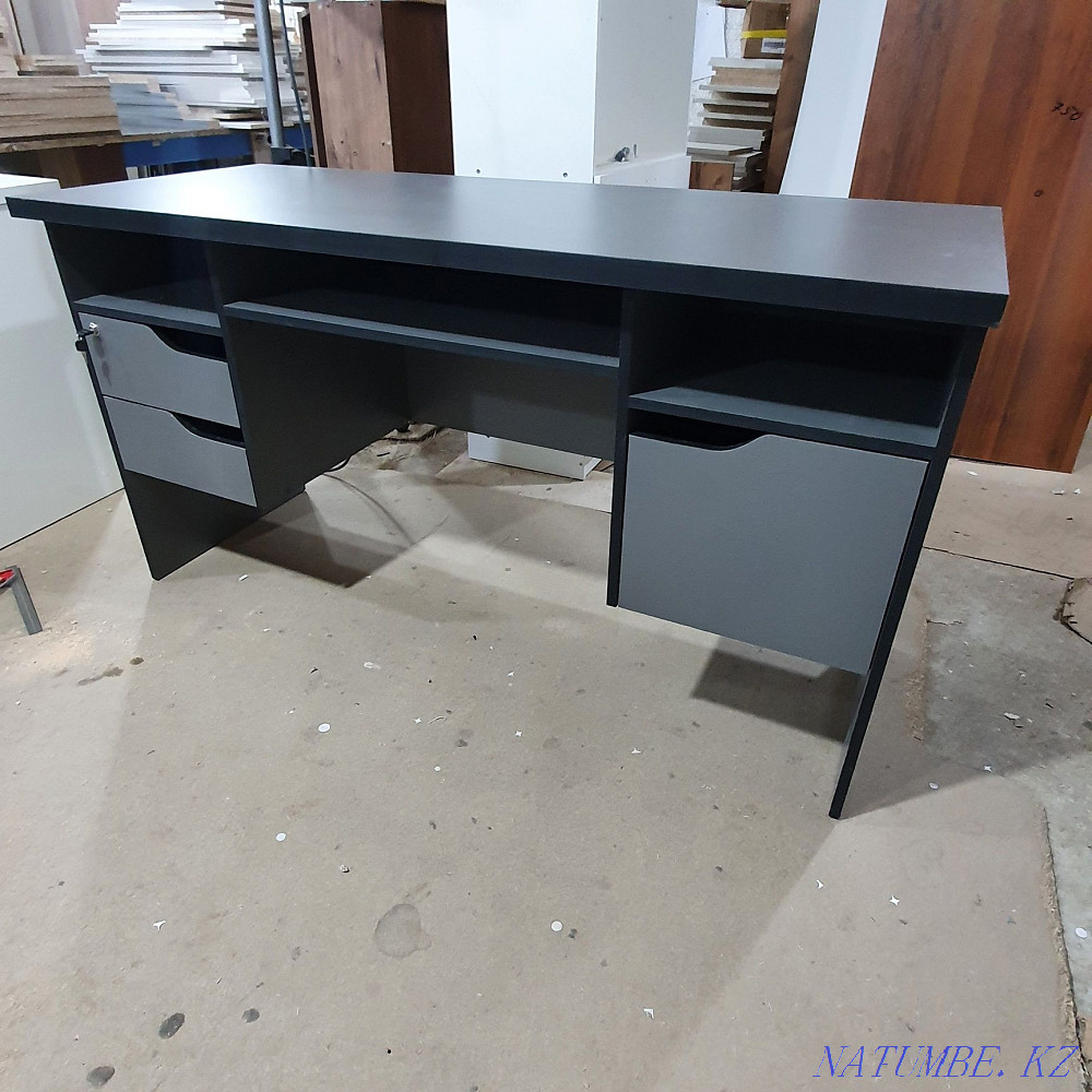 Computer tables, two-pedestal desks Almaty - photo 1