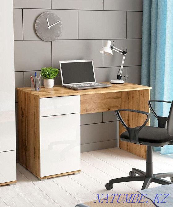 Computer, desks. Almaty - photo 8