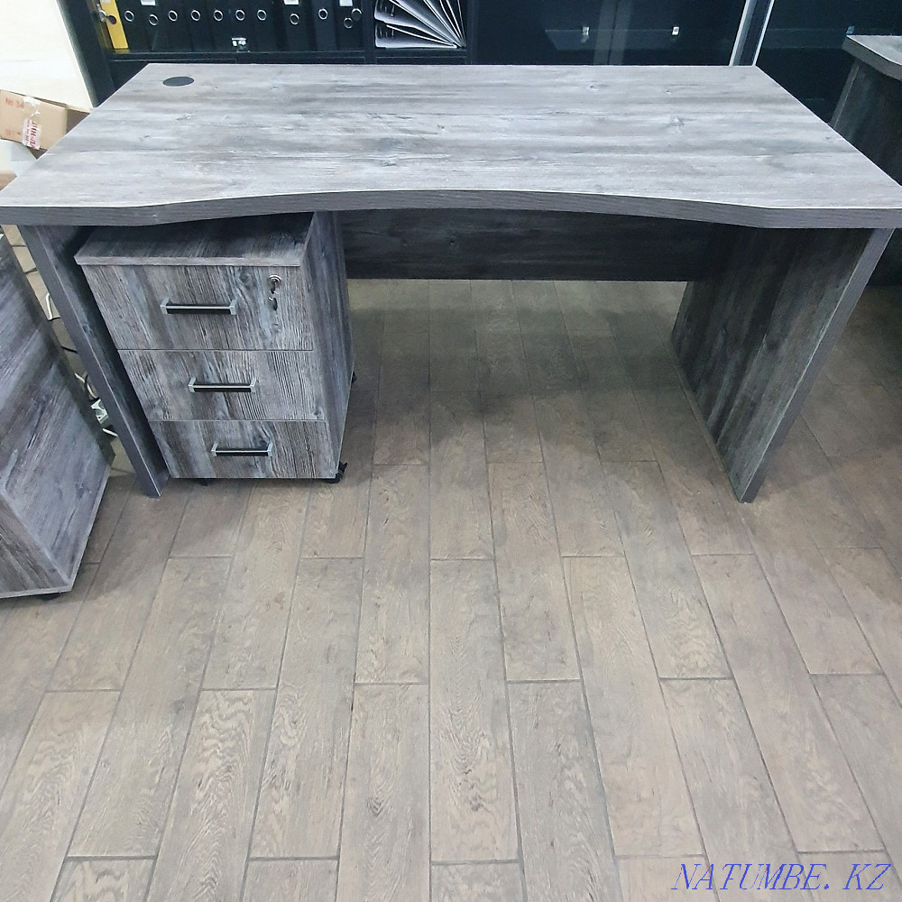 Tables written, computer. Almaty - photo 4