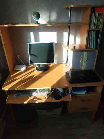 Продам стол для компьютера Karagandy