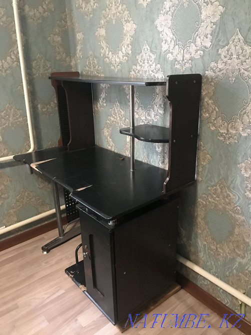 Компьютерный стол Енбек - изображение 4