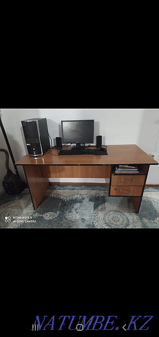 Үйге және кеңсеге арналған үстел  - изображение 1