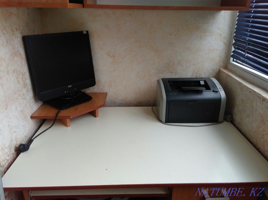 Computer table and shelves Almaty - photo 3