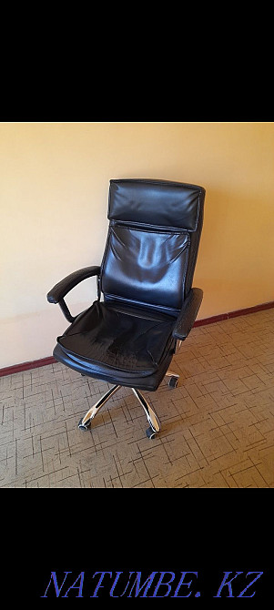 Офисный стол и кресло Конаев - изображение 1