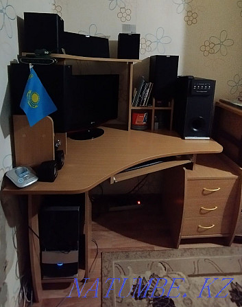 Компьютерный угловой стол Степногорск - изображение 1