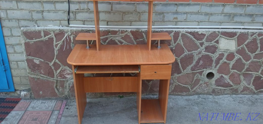 Компьютерный стол Валиханово - изображение 1