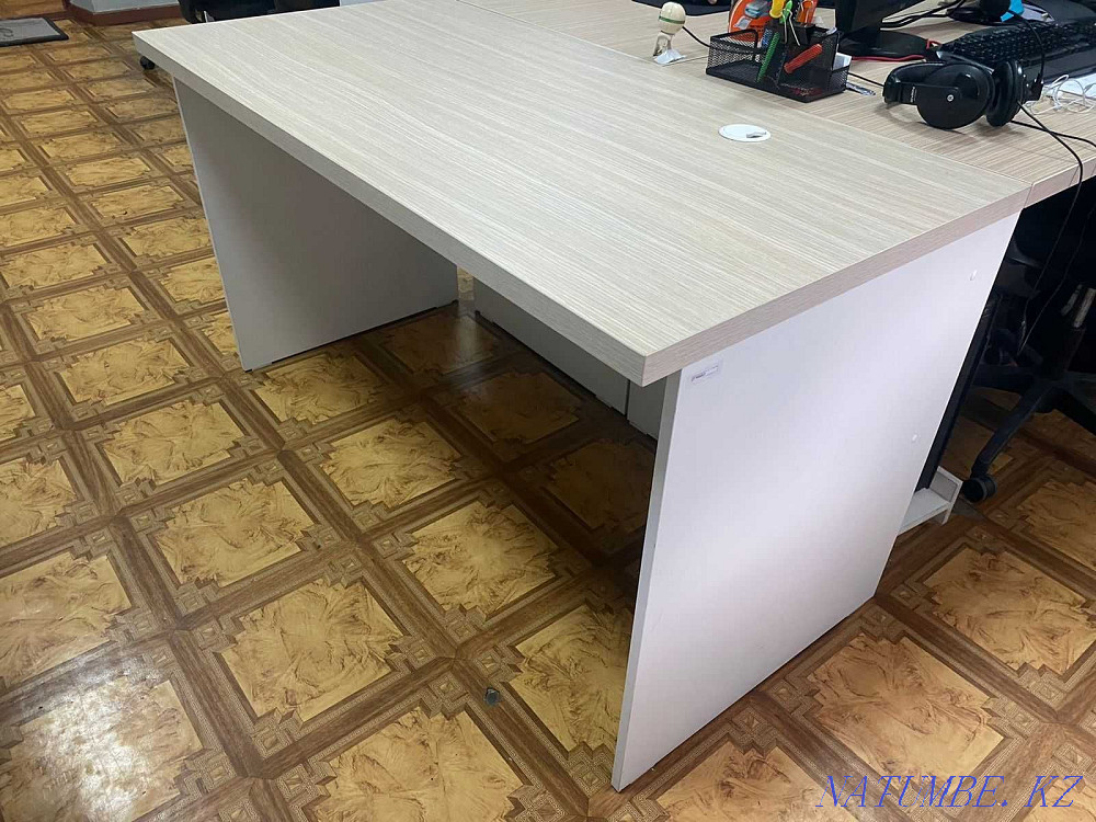Office tables in good condition Almaty - photo 1