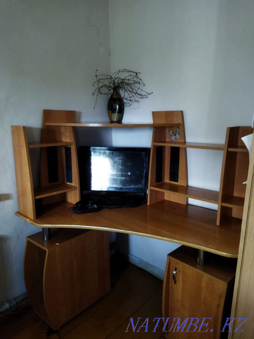 Стол компьютерный, письменный Усть-Каменогорск - изображение 1