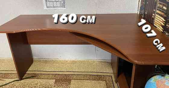 Продам компьютерный стол Shahtinsk