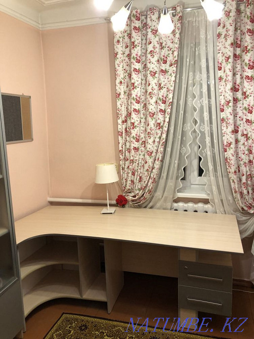 Wardrobe + table. Shymkent - photo 4