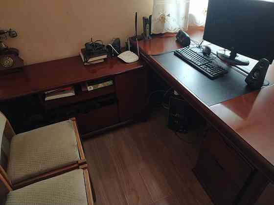 Комплект офисных столов Бесагаш