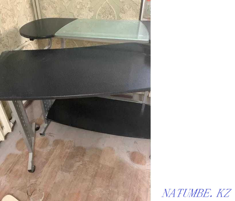 Компьютерный стол Шымкент - изображение 2