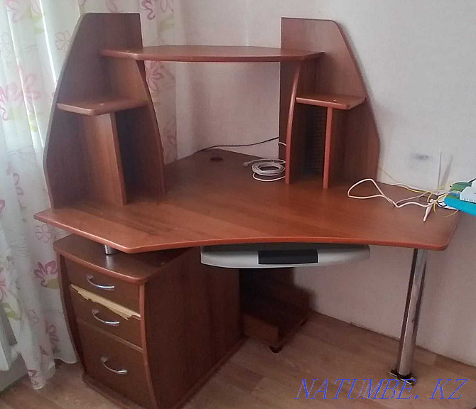 Computer desk Karagandy - photo 1