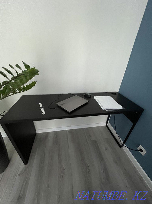 Письменный стол Ikea Астана - изображение 2