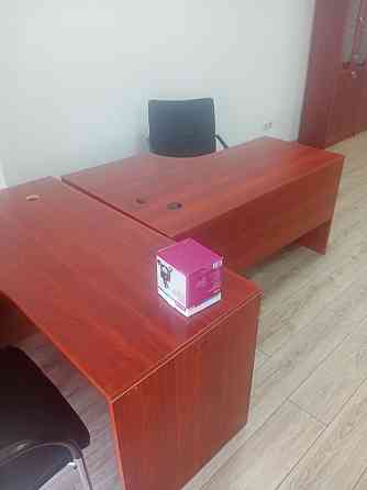 Продам столы для офиса в хорошем состоянии Almaty