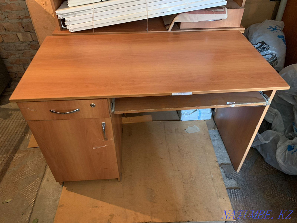 Продам столы офисные Усть-Каменогорск - изображение 2