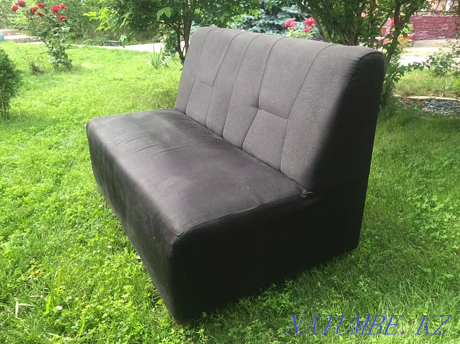 Продам диванчики черного цвета Шымкент - изображение 1