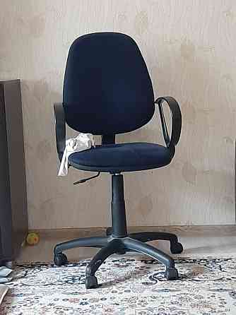 Продам кресло офисную Жарсуат