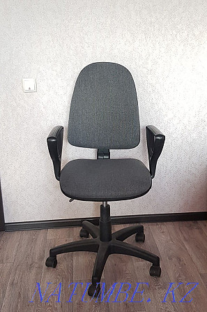 Стул-кресло серое,новое. Талдыкорган - изображение 1