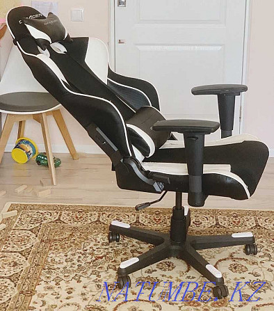 Кресло игровое компьютерное DXRacer Астана - изображение 4